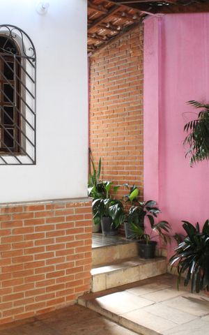 Casa à venda com 520m², 5 quartos e 3 vagasGaragem