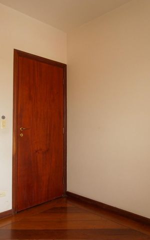 Apartamento à venda com 130m², 3 quartos e 4 vagas Apartamento à venda com 130m², 3 quartos e 4 vagasQuarto 2