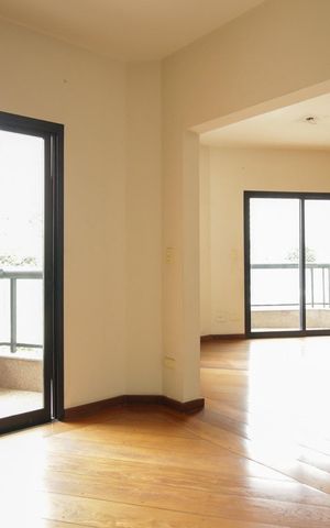 Apartamento à venda com 130m², 3 quartos e 4 vagas Apartamento à venda com 130m², 3 quartos e 4 vagasSala