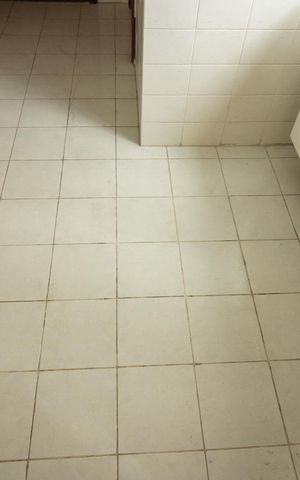 Apartamento à venda com 130m², 3 quartos e 4 vagas Apartamento à venda com 130m², 3 quartos e 4 vagasÁrea de Serviço