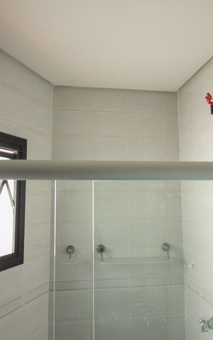 Apartamento à venda com 130m², 3 quartos e 4 vagas Apartamento à venda com 130m², 3 quartos e 4 vagasBanheiro Social