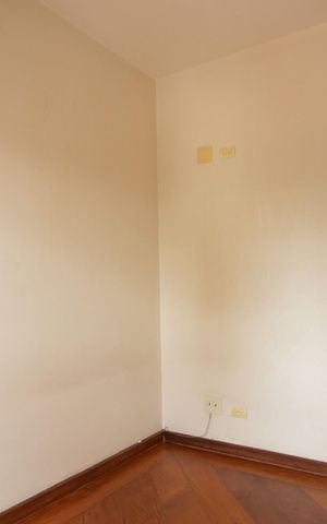 Apartamento à venda com 130m², 3 quartos e 4 vagas Apartamento à venda com 130m², 3 quartos e 4 vagasQuarto 1