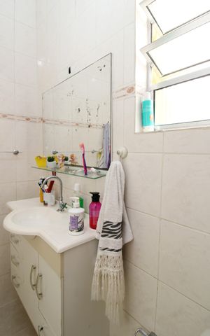Casa à venda com 129m², 4 quartos e 3 vagasBanheiro Social