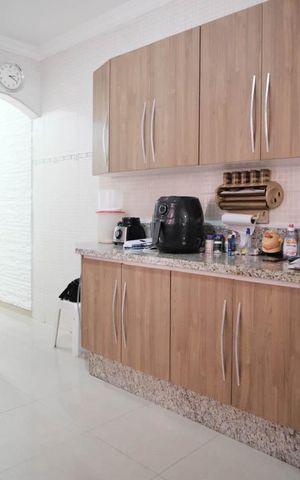 Casa à venda com 220m², 6 quartos e 2 vagasCozinha