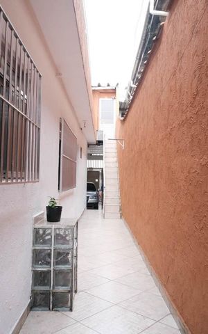 Casa à venda com 220m², 6 quartos e 2 vagasÁrea Externa