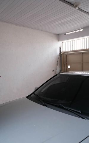 Casa à venda com 220m², 6 quartos e 2 vagasGaragem
