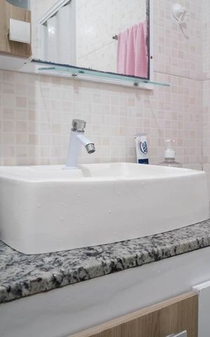 Casa à venda com 220m², 6 quartos e 2 vagasBanheiro 2