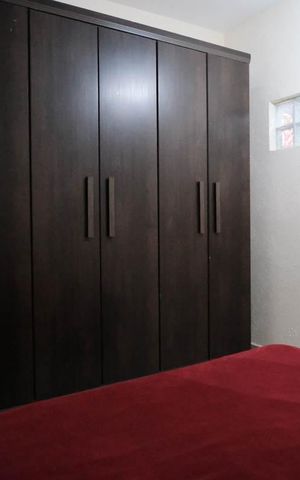 Casa à venda com 220m², 6 quartos e 2 vagasQuarto 2