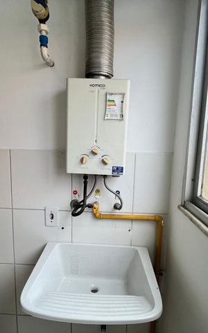 Apartamento à venda com 53m², 2 quartos e sem vaga Apartamento à venda com 53m², 2 quartos e sem vagaArea de Serviço