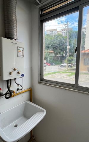 Apartamento à venda com 53m², 2 quartos e sem vaga Apartamento à venda com 53m², 2 quartos e sem vagaArea de Serviço