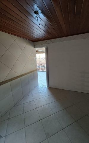Casa à venda com 100m², 2 quartos e sem vaga Casa à venda com 100m², 2 quartos e sem vagaQuarto 2