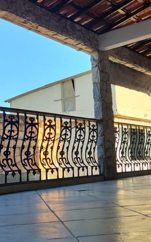 Casa à venda com 100m², 2 quartos e sem vaga Casa à venda com 100m², 2 quartos e sem vagaChurrasqueira