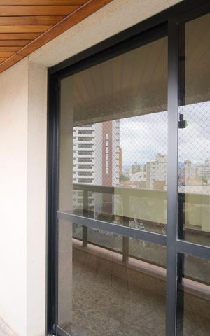 Apartamento à venda com 200m², 3 quartos e 3 vagasVaranda da Sala