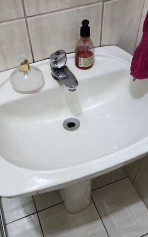 Casa à venda com 320m², 3 quartos e 2 vagas Casa à venda com 320m², 3 quartos e 2 vagasBanheiro Social 2