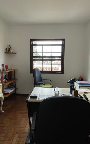 Casa à venda com 200m², 3 quartos e 2 vagas Casa à venda com 200m², 3 quartos e 2 vagasQuarto 2
