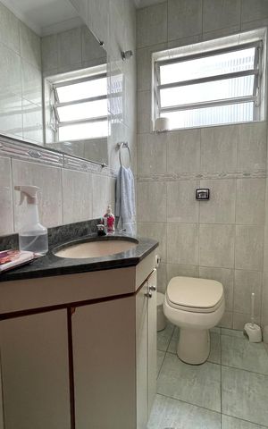 Casa à venda com 200m², 3 quartos e 2 vagas Casa à venda com 200m², 3 quartos e 2 vagasBanheiro Social 2
