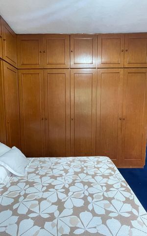 Casa à venda com 200m², 3 quartos e 2 vagas Casa à venda com 200m², 3 quartos e 2 vagasSuíte