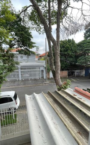 Casa à venda com 200m², 3 quartos e 2 vagas Casa à venda com 200m², 3 quartos e 2 vagasVista da Suíte