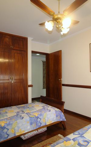 Apartamento à venda com 215m², 4 quartos e 2 vagasQuarto 1