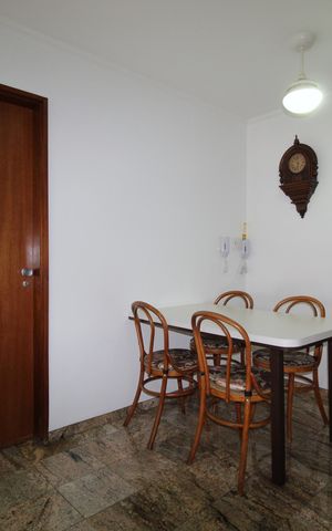 Apartamento à venda com 215m², 4 quartos e 2 vagasCozinha