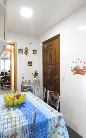 Apartamento à venda com 280m², 4 quartos e 2 vagasCozinha