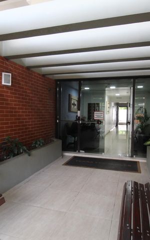 Apartamento à venda com 280m², 4 quartos e 2 vagasEntrada