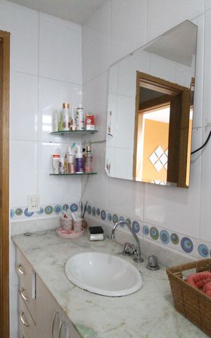 Apartamento à venda com 280m², 4 quartos e 2 vagasBanheiro da suíte 2