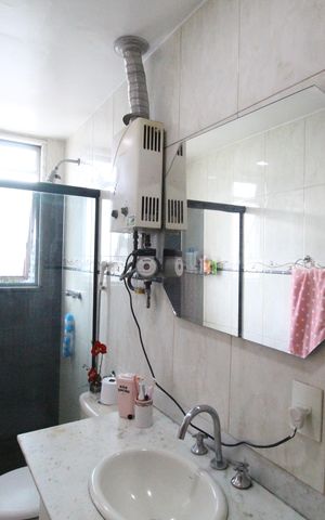 Apartamento à venda com 280m², 4 quartos e 2 vagasBanheiro social