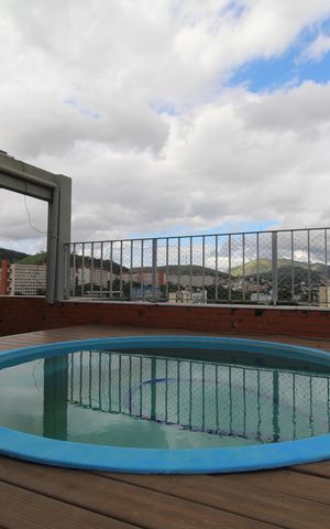 Apartamento à venda com 280m², 4 quartos e 2 vagasTerraço - Piscina