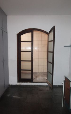 Casa para alugar com 165m², 3 quartos e 3 vagasGaragem - Quarto