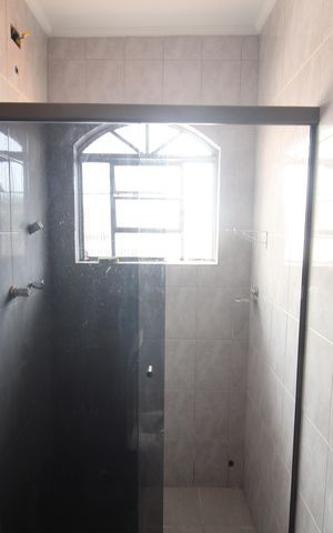Casa para alugar com 165m², 3 quartos e 3 vagasBanheiro da Suíte