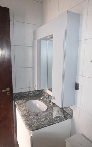 Casa para alugar com 165m², 3 quartos e 3 vagasÁrea de Serviço - Banheiro