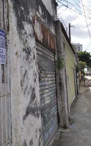 Casa à venda com 100m², 3 quartos e 1 vagaFachada e Placa