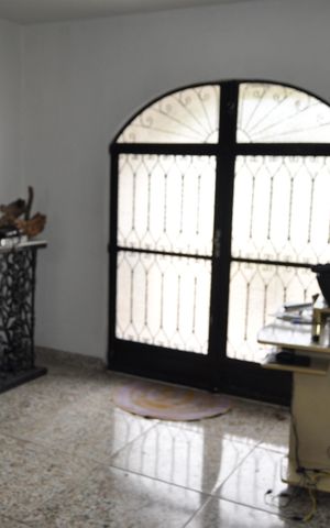 Casa à venda com 100m², 3 quartos e 1 vagaSala