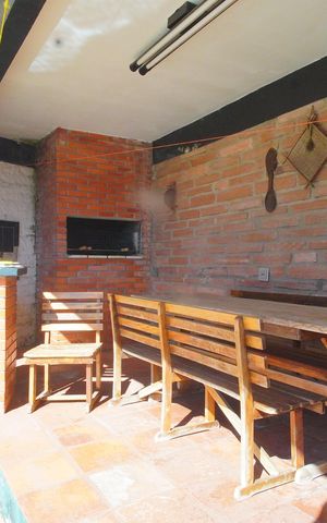 Casa para alugar com 271m², 3 quartos e 3 vagasChurrasqueira
