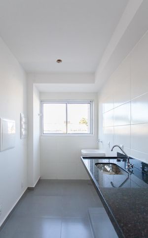 Apartamento à venda com 98m², 2 quartos e 1 vaga Apartamento à venda com 98m², 2 quartos e 1 vagaCozinha e Área de Serviço