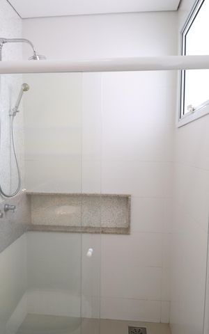 Casa para alugar com 245m², 4 quartos e 3 vagasBanheiro do Quarto 2