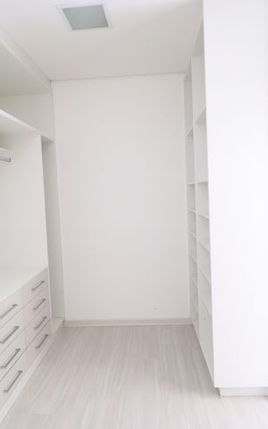 Casa para alugar com 245m², 4 quartos e 3 vagasQuarto 4 - Closet