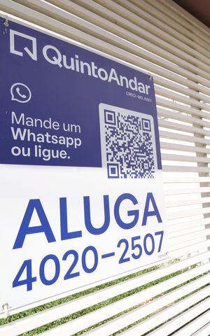 Casa para alugar com 245m², 4 quartos e 3 vagasPlaquinha