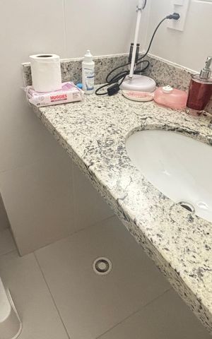 Apartamento à venda com 57m², 2 quartos e 1 vaga Apartamento à venda com 57m², 2 quartos e 1 vagaBanheiro