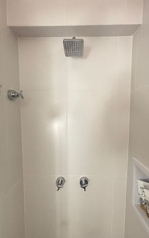 Apartamento à venda com 57m², 2 quartos e 1 vaga Apartamento à venda com 57m², 2 quartos e 1 vagaBanheiro da Suíte