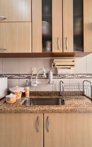 Apartamento à venda com 64m², 2 quartos e 2 vagasCozinha