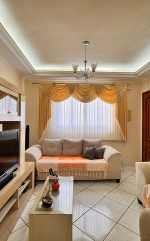 Apartamento à venda com 64m², 2 quartos e 2 vagasSala
