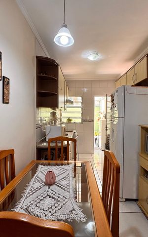 Apartamento à venda com 64m², 2 quartos e 2 vagasCozinha