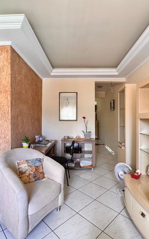 Apartamento à venda com 64m², 2 quartos e 2 vagasSala