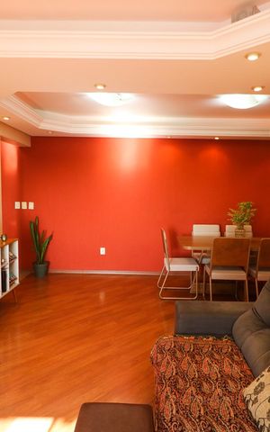 Apartamento à venda com 89m², 3 quartos e 1 vaga Apartamento à venda com 89m², 3 quartos e 1 vagaSala