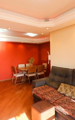 Apartamento à venda com 89m², 3 quartos e 1 vaga Apartamento à venda com 89m², 3 quartos e 1 vagaSala