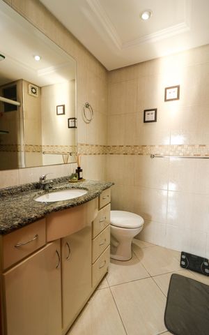 Apartamento à venda com 89m², 3 quartos e 1 vaga Apartamento à venda com 89m², 3 quartos e 1 vagaBanheiro Social