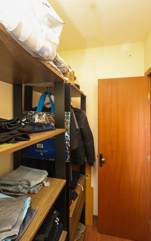 Apartamento à venda com 89m², 3 quartos e 1 vaga Apartamento à venda com 89m², 3 quartos e 1 vagaCloset da Suíte