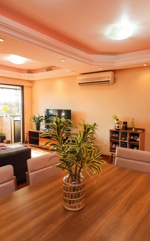 Apartamento à venda com 89m², 3 quartos e 1 vaga Apartamento à venda com 89m², 3 quartos e 1 vagaSala